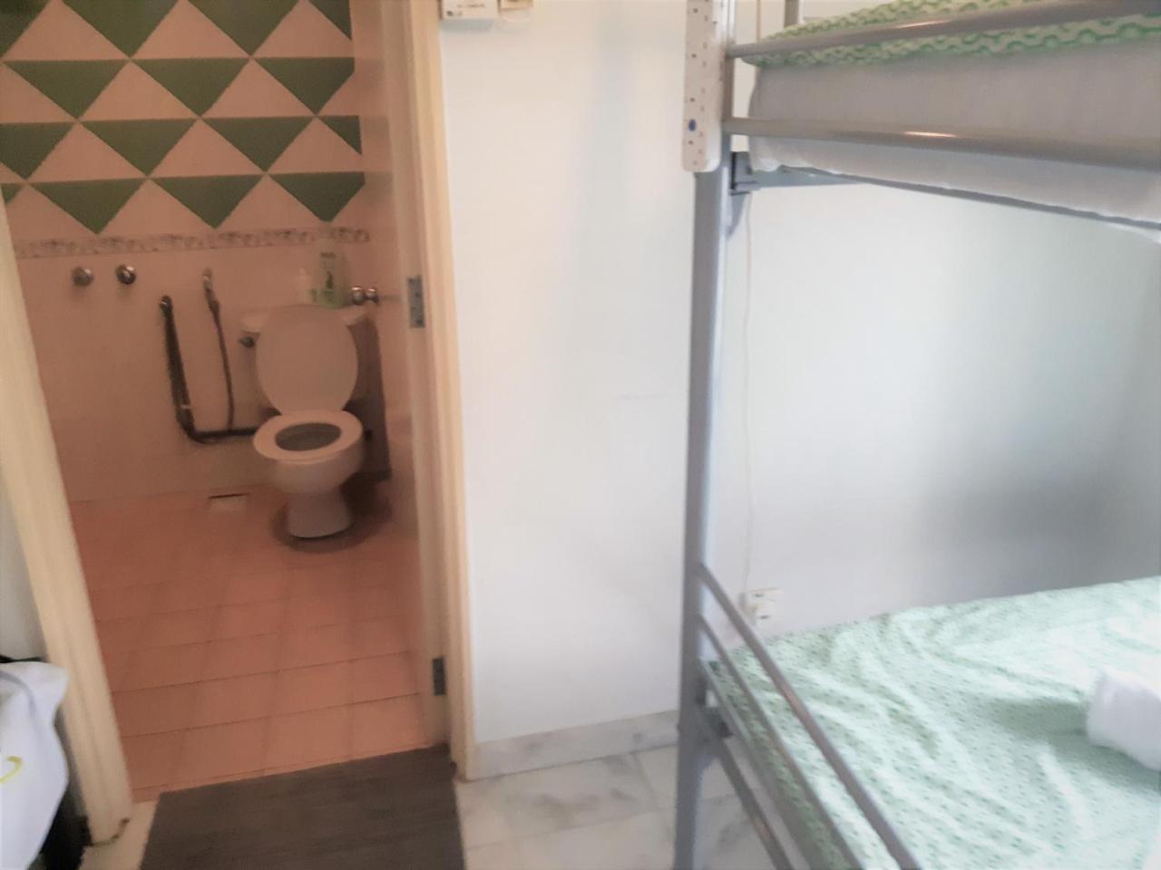 קואלה לומפור Klcc Dorm Hostel חדר תמונה