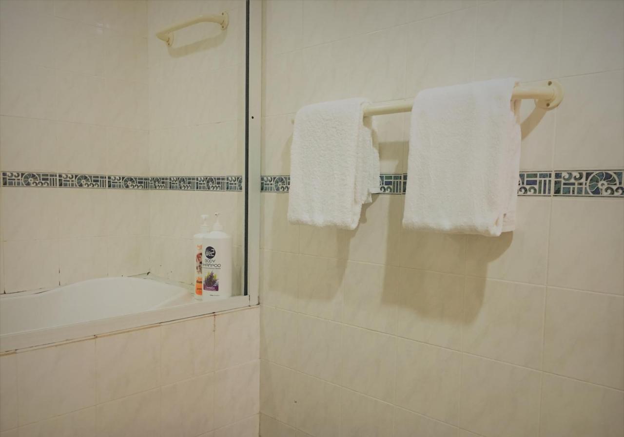 קואלה לומפור Klcc Dorm Hostel חדר תמונה