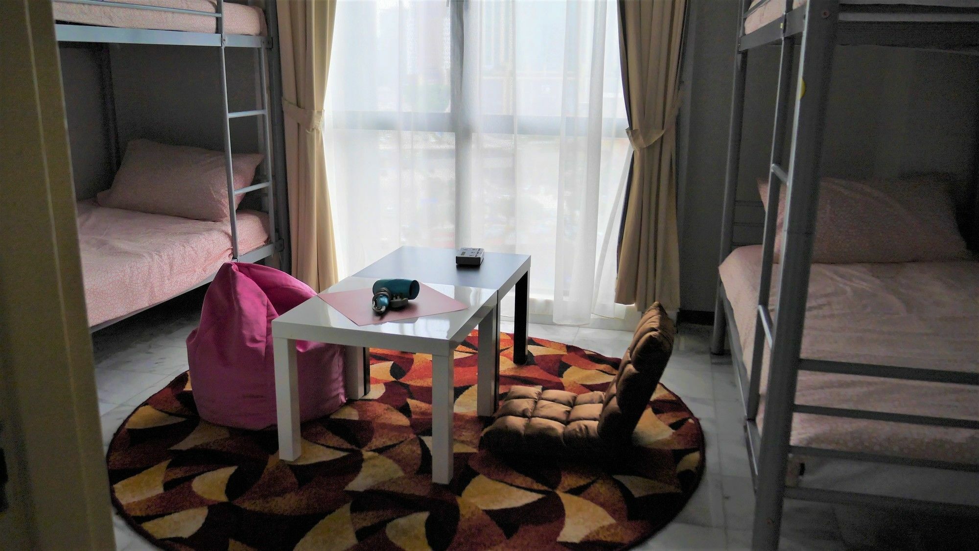 קואלה לומפור Klcc Dorm Hostel מראה חיצוני תמונה